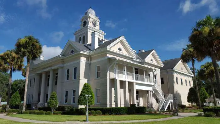 Lafayette County Courthouse.