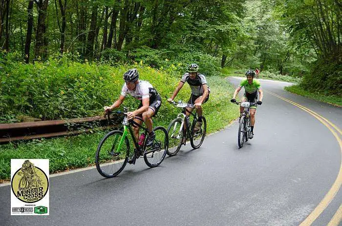 Rusty of Gravel Cyclist cruising up 215.