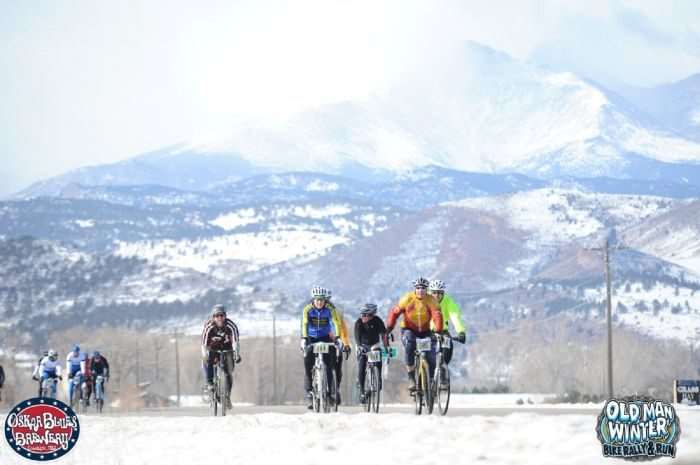 50k Riders take on the flat and rolling roads with Long’s Peak (14,259’) soaring in the background.