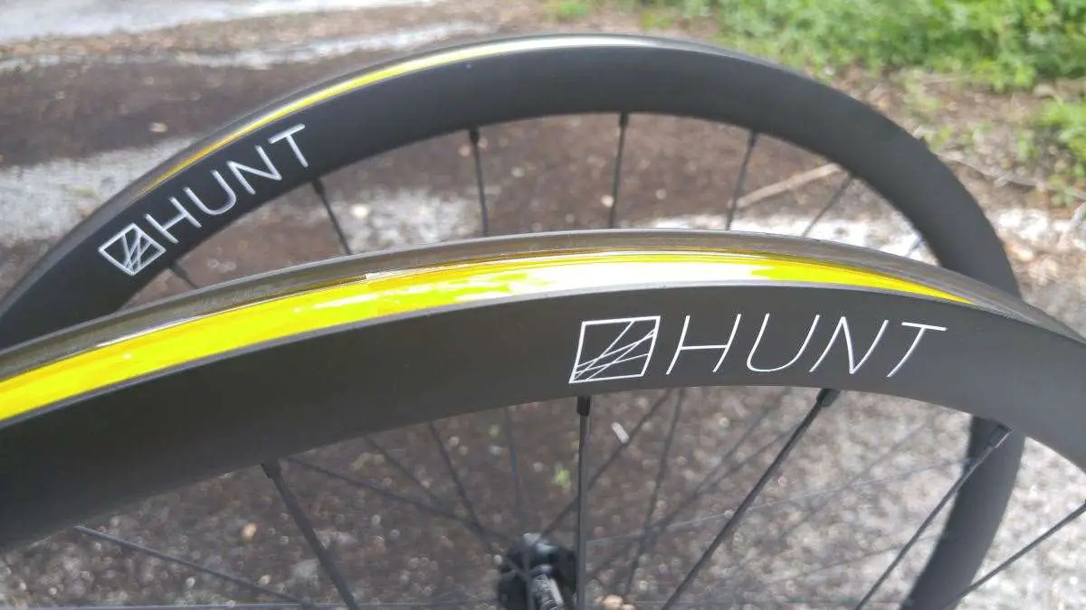 Hunt discount 700c wheelset