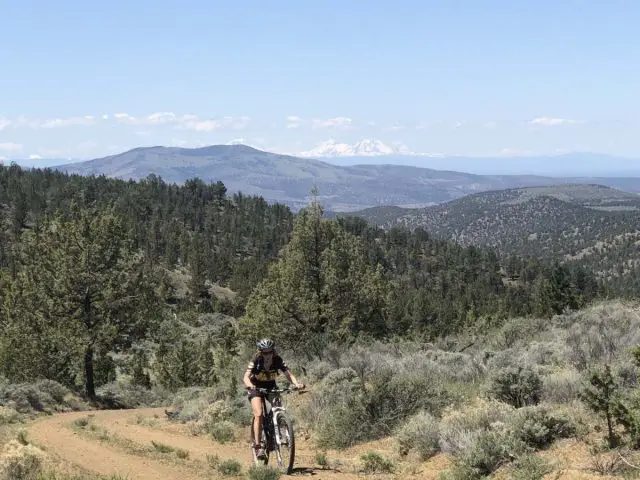 oregon gravel cycling