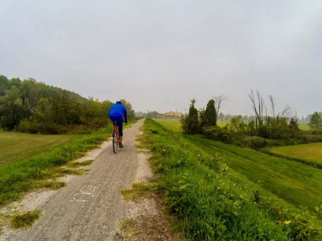 2018 into the gravel parma italy