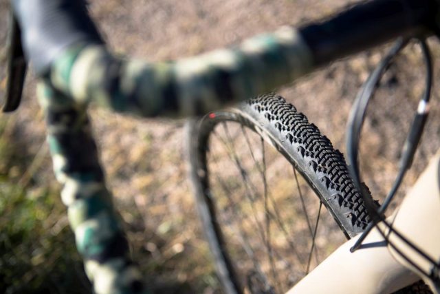 donnelly cycling emp gravel tire