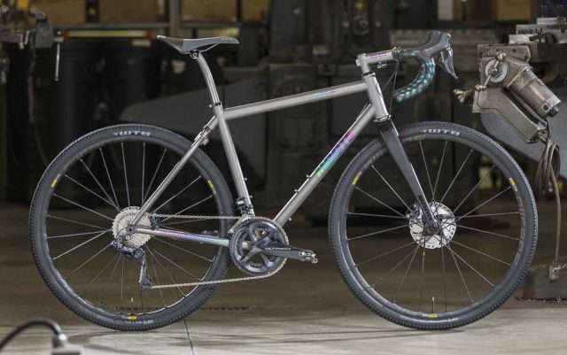 Routt YBB Suspension Titanium Gravel Bike