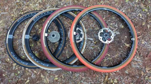 panaracer gravel king colored tires