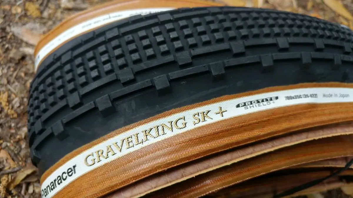700 x 28 Tubeless Folding Black ProTite Protecti Panaracer GravelKing SK Tire