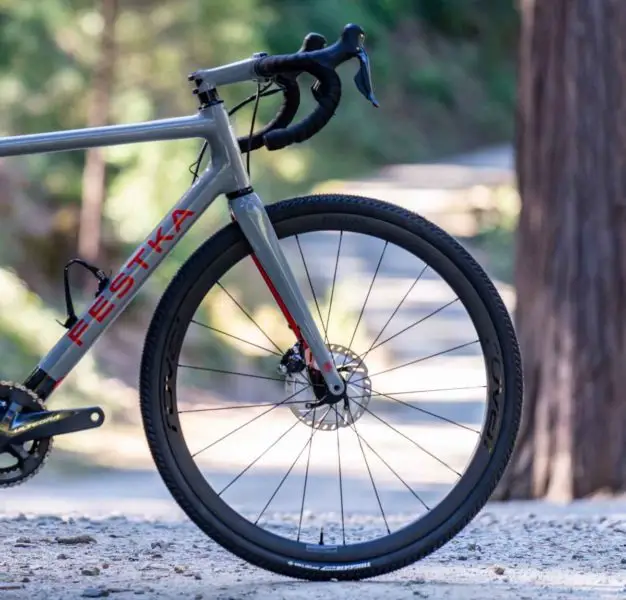 festka rover gravel bike