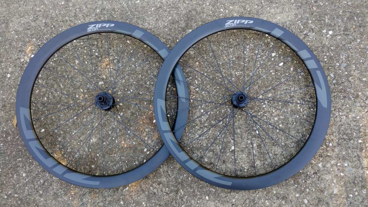 zipp 303 s carbon wheels