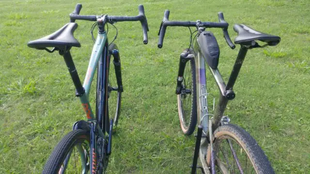 comparing niner mcr 9 rdo with cannondale topstone carbon lefty