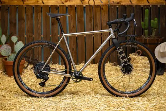 enve builder round-up show 2020 horse cycles
