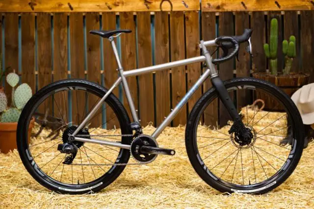 enve builder round-up show 2020 moots routt 45