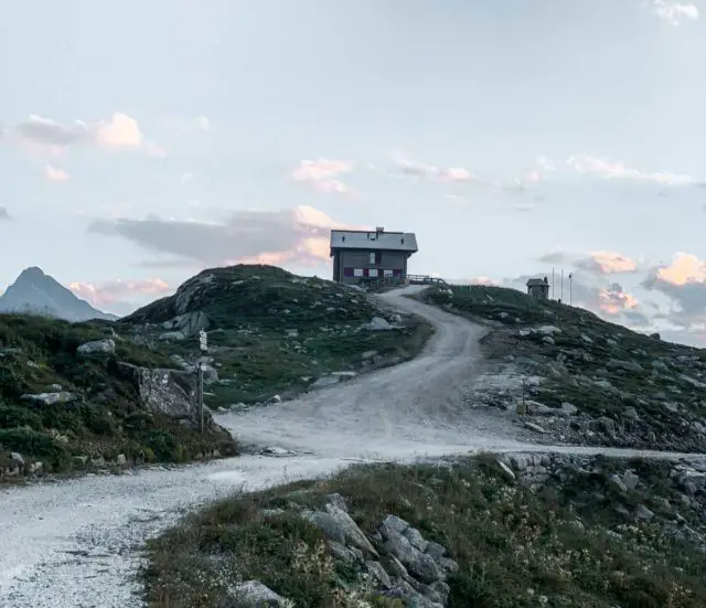 italian alps gravel cycling