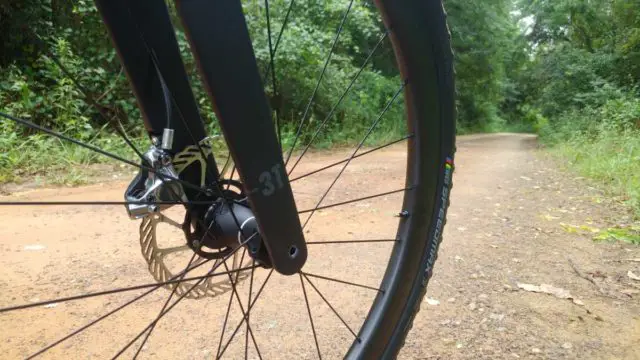 knobby tires on gravel bikes