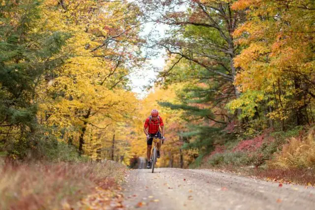 gravel racing in a pandemic unpaved