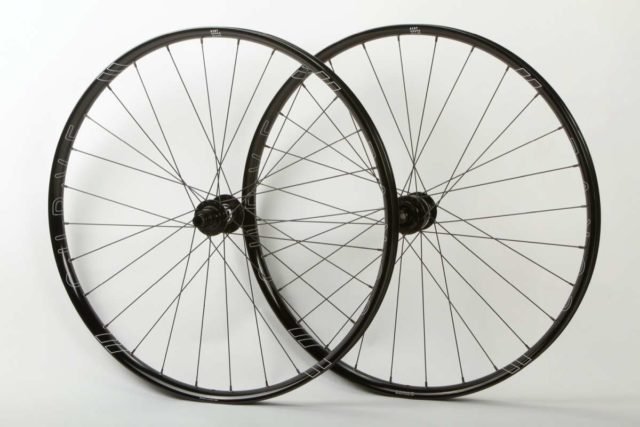 Curve Cycling Dirt Hoops Alloy Wheelset review