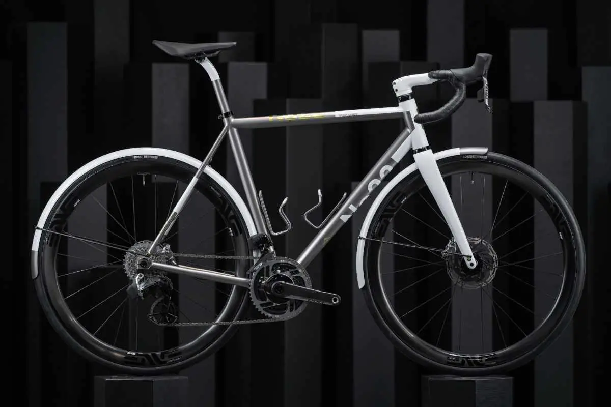 no. 22 bicycles enve grodeo builder round-up 2021
