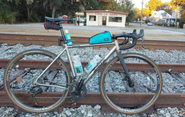 hellhole outfitters top tube bag review