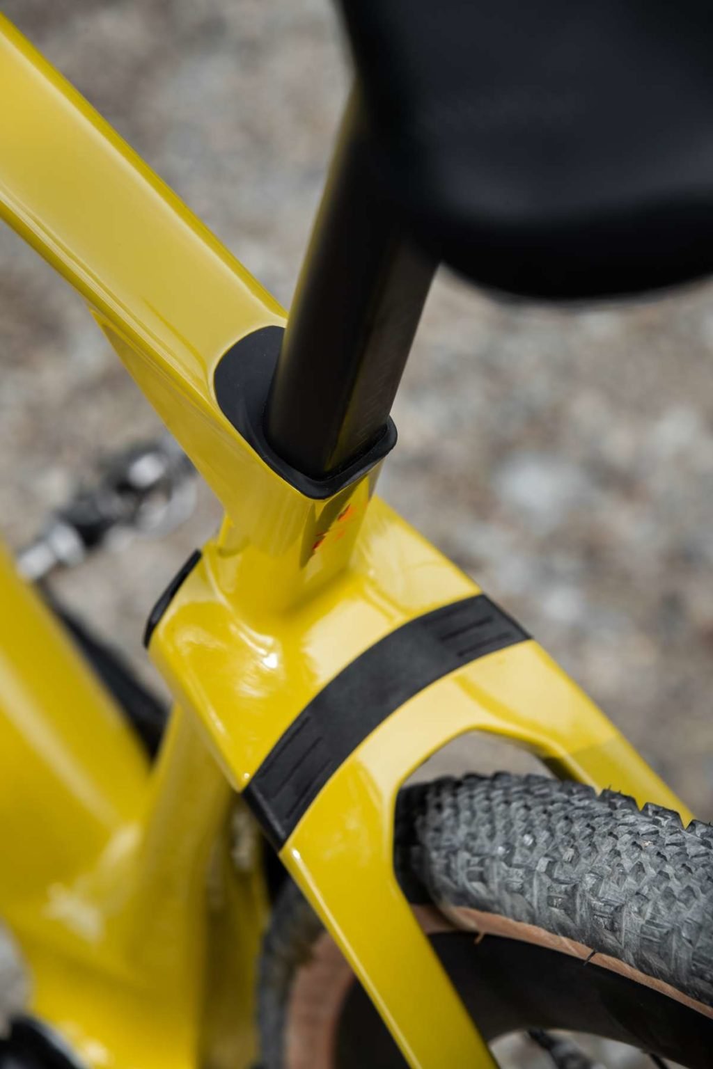 BMC launches URS LT A FullSuspension Gravel Bike with a Minimalistic