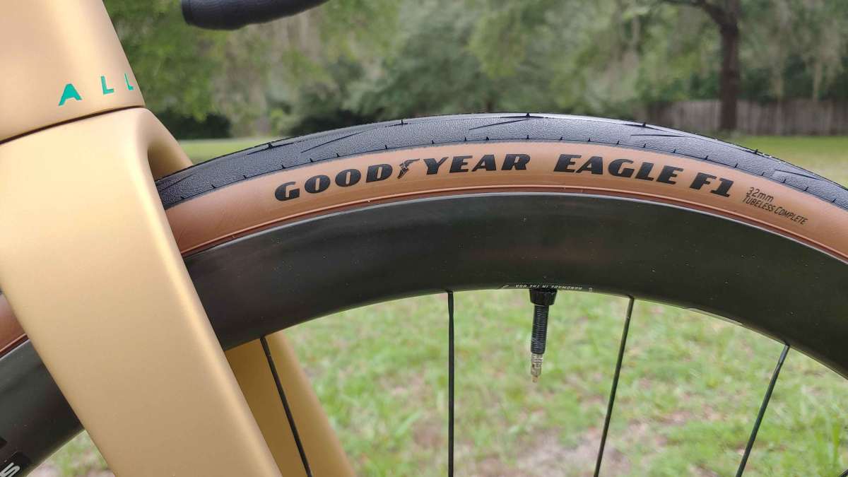 Goodyear Eagle F1 Tubeless Tyre Tanwall