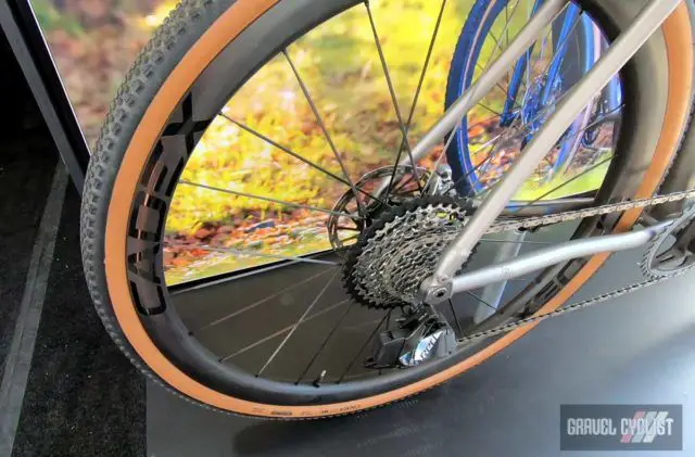 cadex cycling gravel wheels