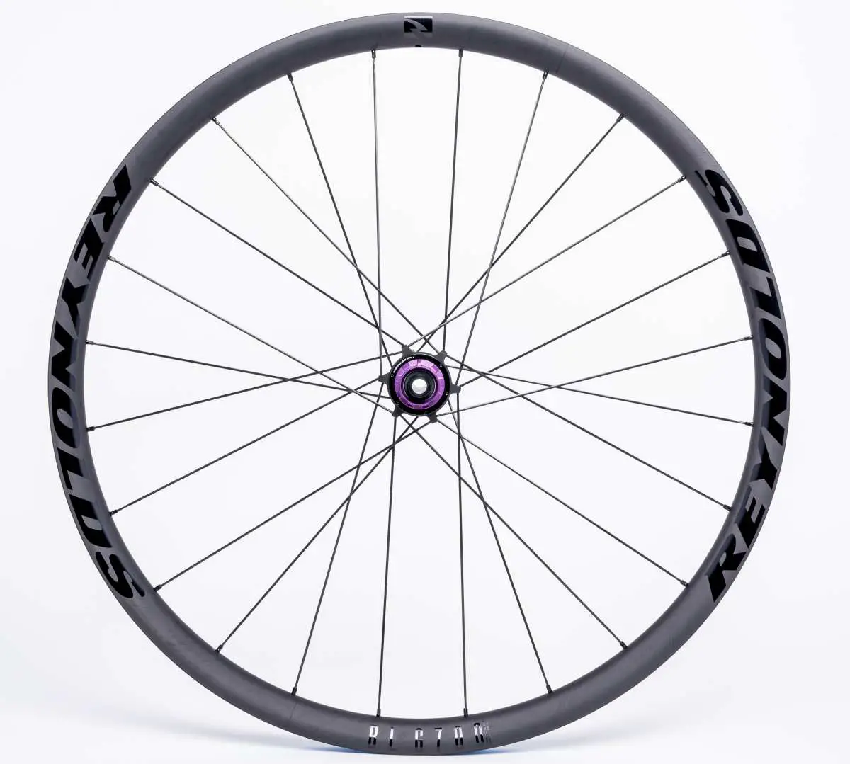 reynolds blacklabel g700 exp wheelset review