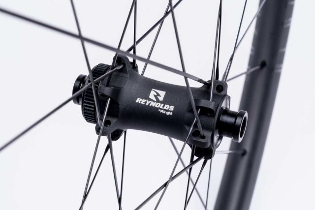 reynolds blacklabel g700 exp wheelset review