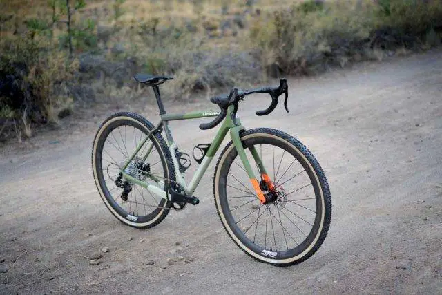 argonaut cycles gr3 carbon gravel bike review