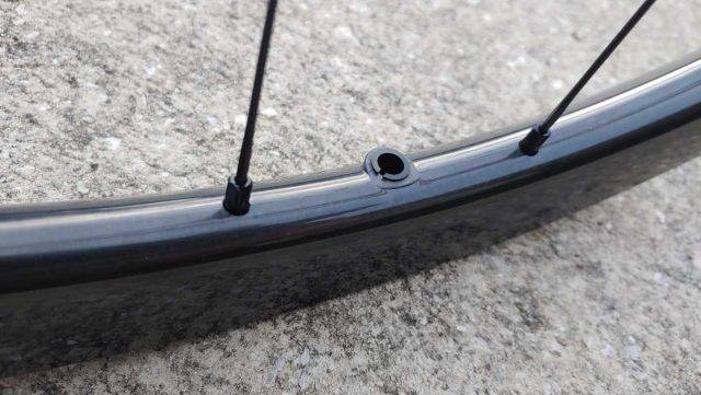 campagnolo levante gravel wheel review