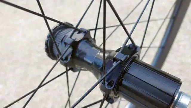 campagnolo levante gravel wheel review