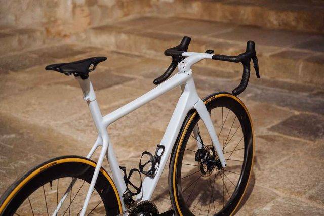 enve custom road bike review