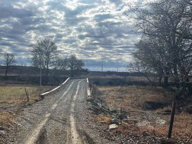 flint hills ultra gravel route and tour