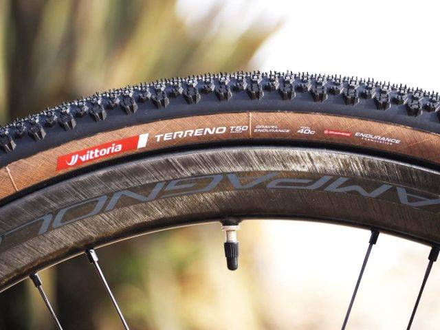 vittoria tirreno t50 review