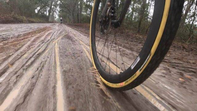 challenge gravine tire review