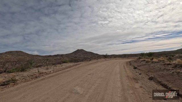 gravel cycling in the sonoran desert