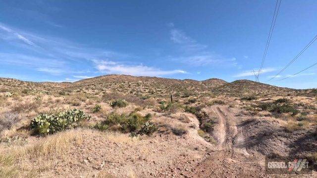 gravel cycling in the sonoran desert