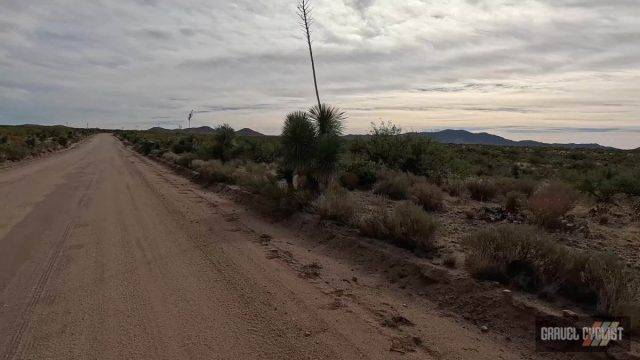 gravel cycling in the sonoran desert