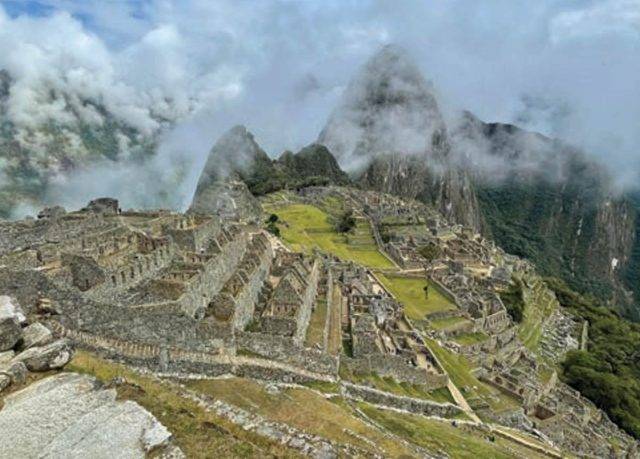 Sacred Valley of Cusco peru gravel cycling adventure