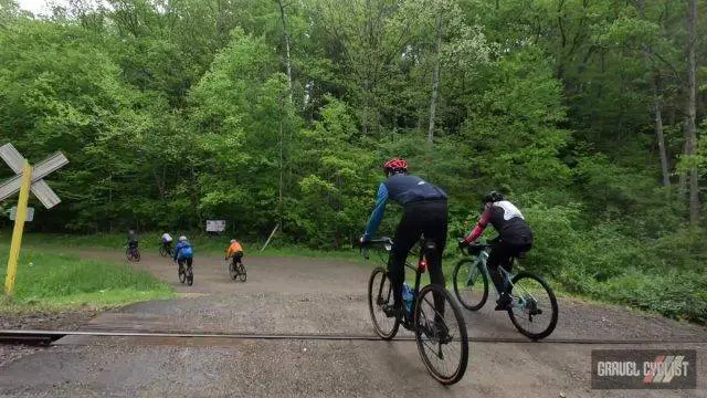 2025 roughneck gravel roubaix
