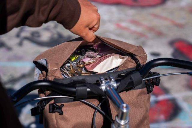 Outer Shell Mega Bar Bag Review