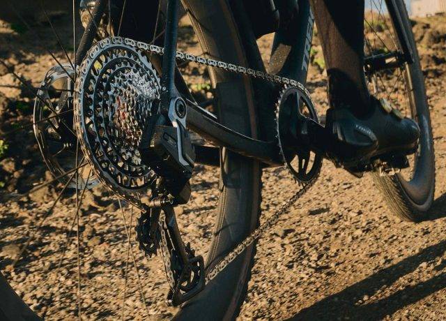 sram force xplr axs 1x13 speed review