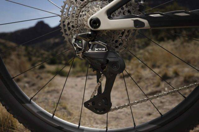 Shimano XTR M9200 Di2 Wireless