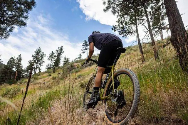 HUNT 25 Carbon Gravel X-Wide review