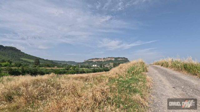 Gravel Cycling near Orvieto Italy