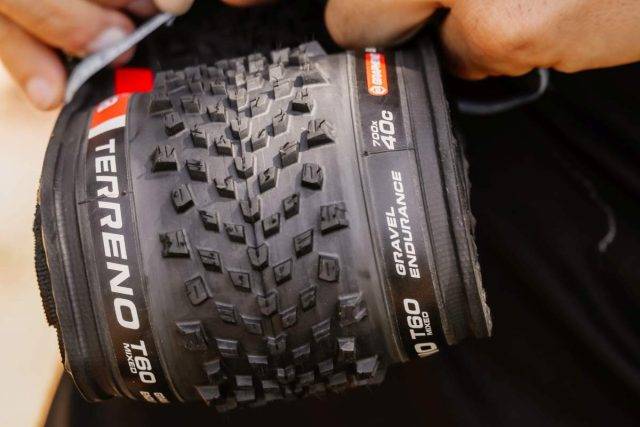 vittoria gravel endurance range