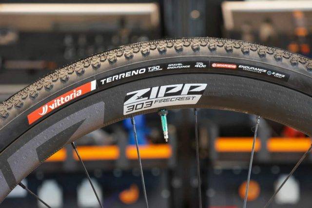 vittoria gravel endurance range
