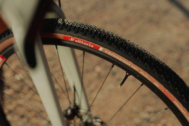 vittoria gravel endurance range