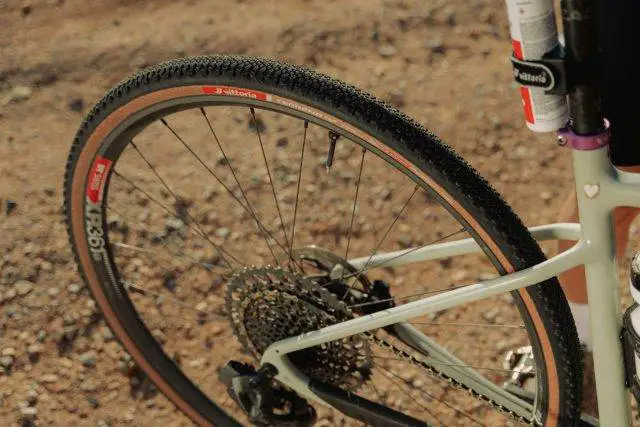 vittoria gravel endurance range
