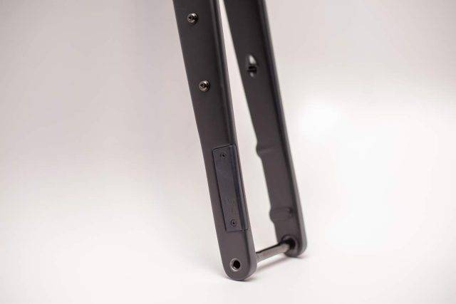 No. 6 Composites Suspension-Corrected Gravel fork
