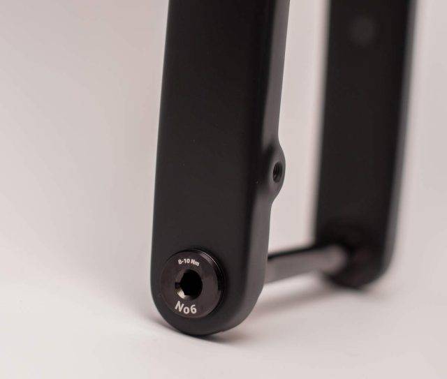 No. 6 Composites Suspension-Corrected Gravel fork