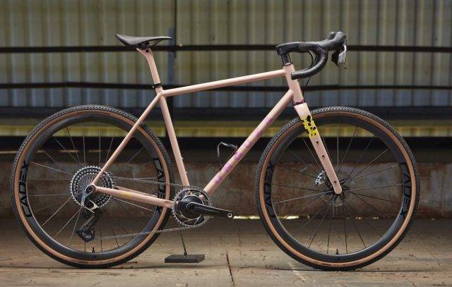 2025 made show builder bikes